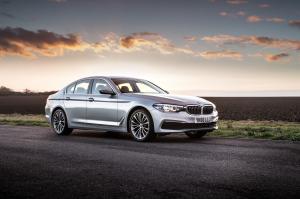 BMW 520d SE Sedan 2017 года (UK)